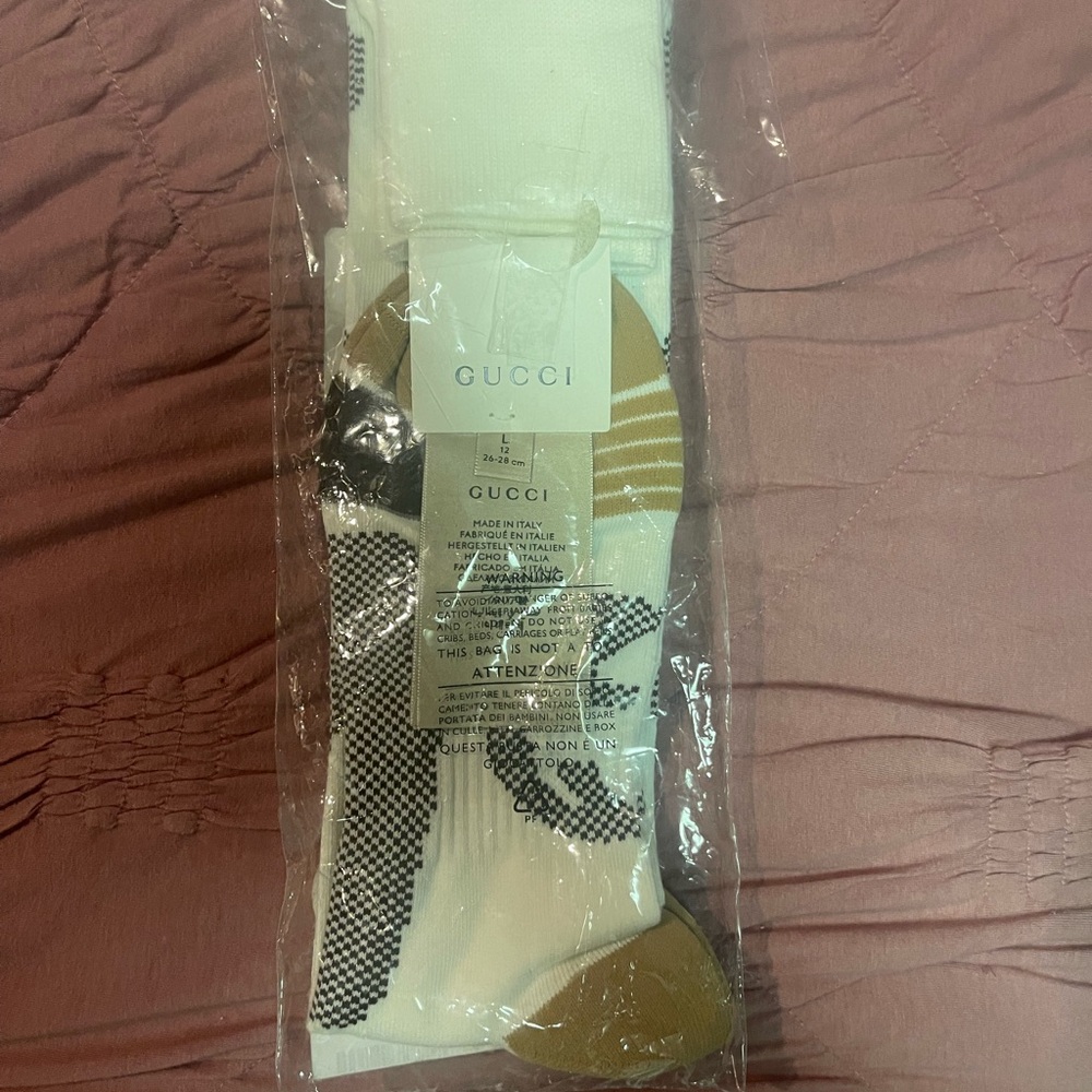 Authentic Gucci socks - Picture 5 of 6